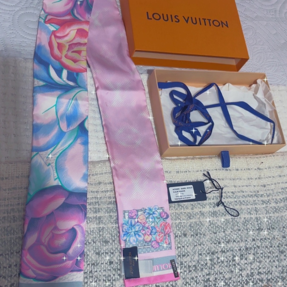 Louis Vuitton Malle Fleur Mauve Bandeau 100% Silk